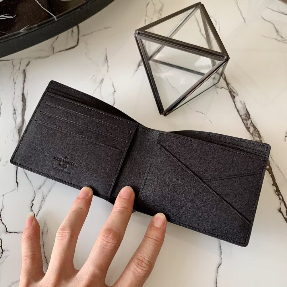 Louis Vuitton Multiple Solid Leather Wallet Black - image 3